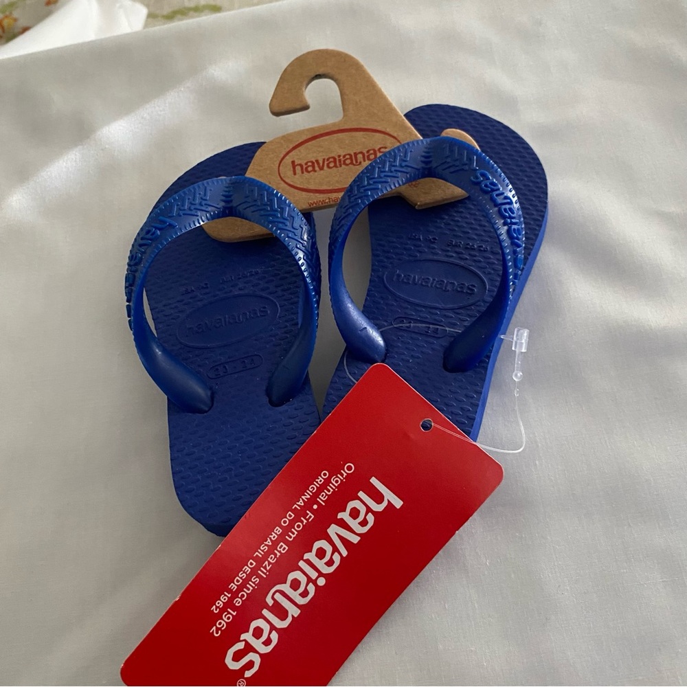 Havianas Marine Blue Children’s Size 9 NWT. EU 25/26